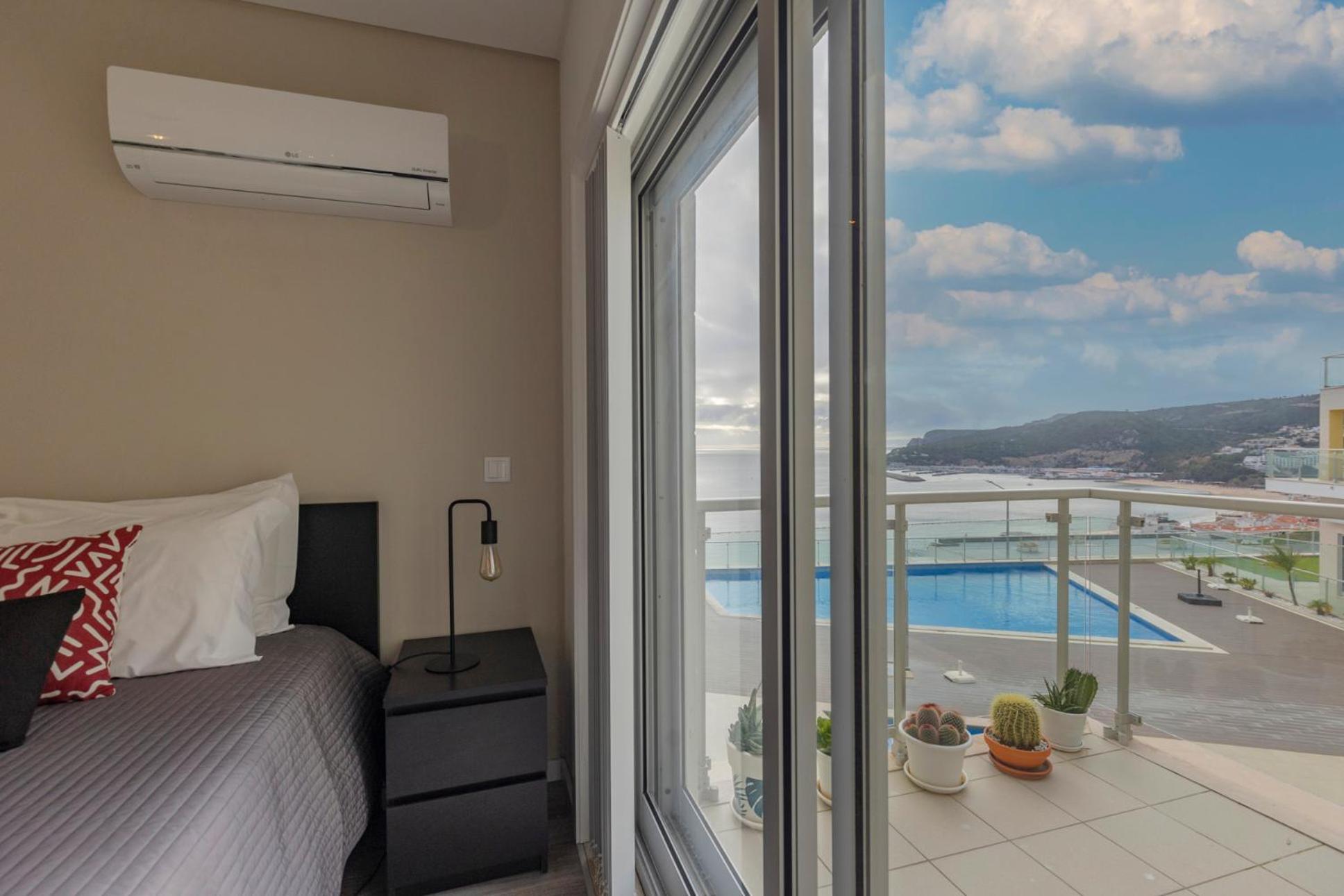 Cliffs Apartment - Astonishing View Over Sesimbra Bay By Trip2Portugal Exteriör bild